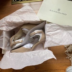 Bandolino Womens Ankle Strap Pumps